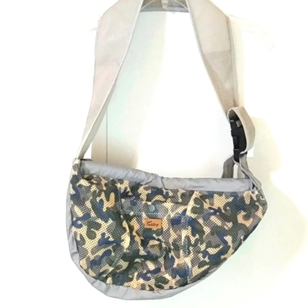CUBY CAMOUFLAGE WIDE STRAP VENTILATED CROSSBODY PET CARRIER SIZE MEDIUM NWOT